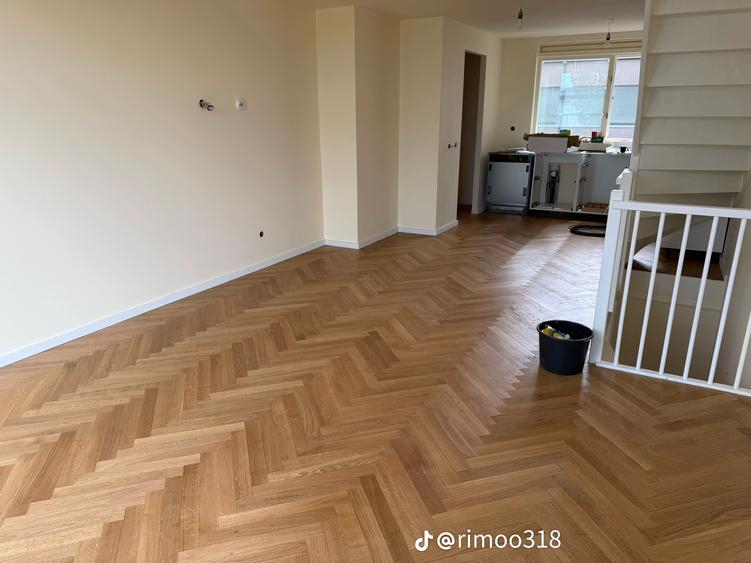 PVC vloer in lichte woonruimte